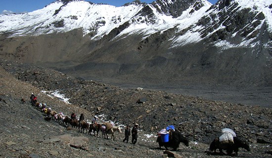 Trekkingreise von Yilhun Lhatso nach Dege in Kham